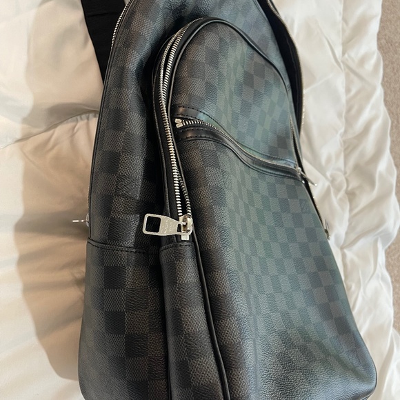 Louis Vuitton DAMIER GRAPHITE Michael Backpack Nv2 (N45279)